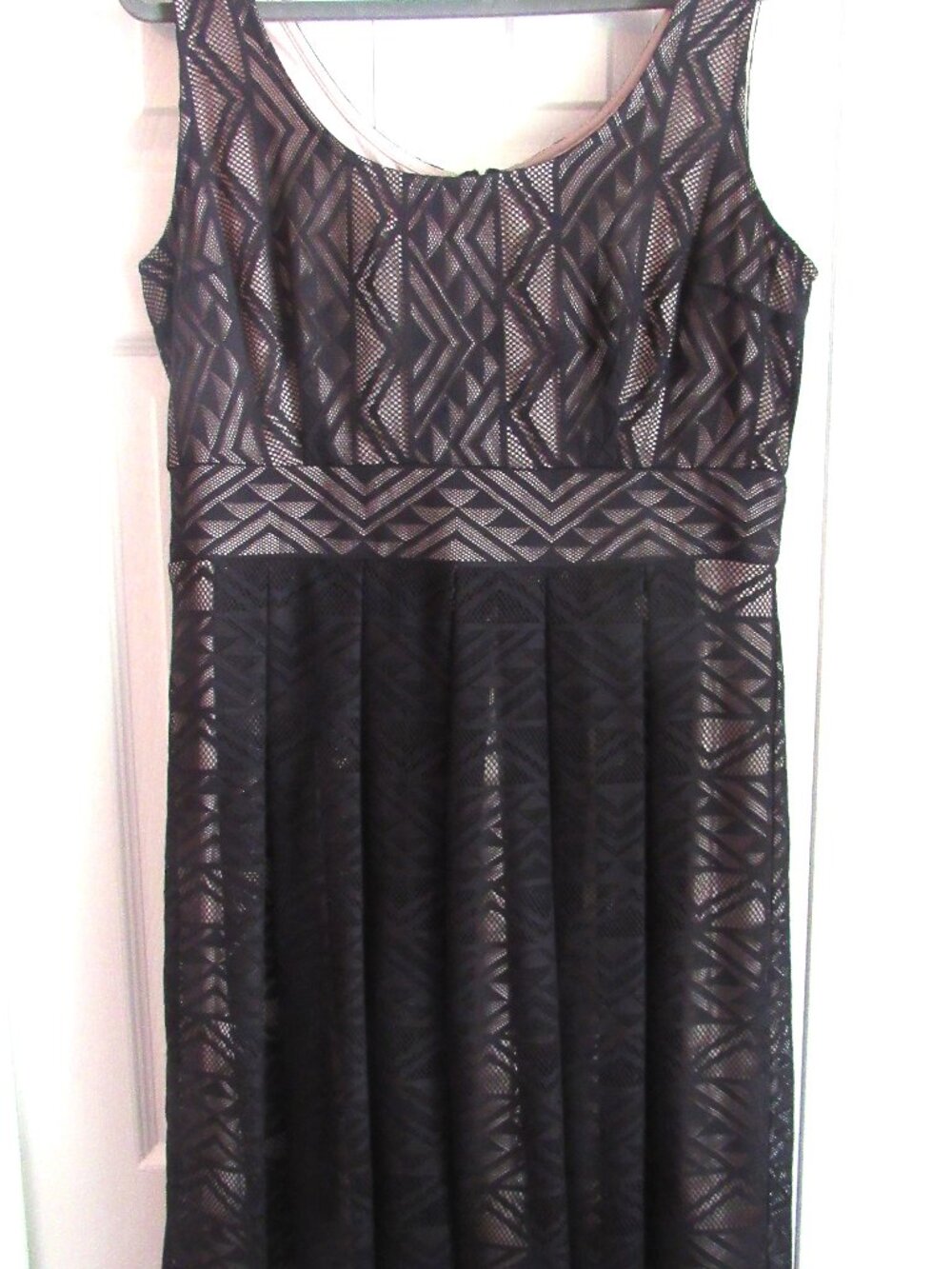 MAGGY L BLACK SLEEVELESS GEOMETRIC SHAPES DRESS SZ 14